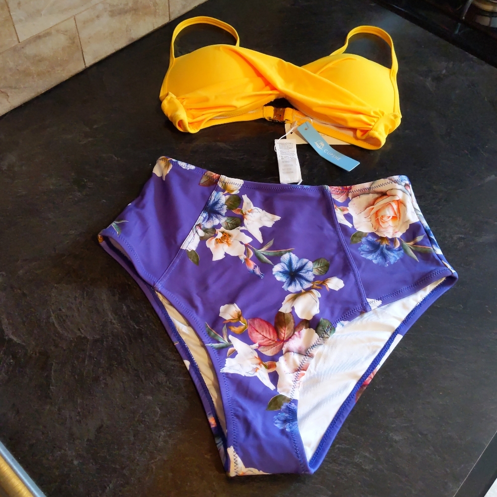 2 For $40 (4 US)CUPSHE FLORAL BIKINI SET,S